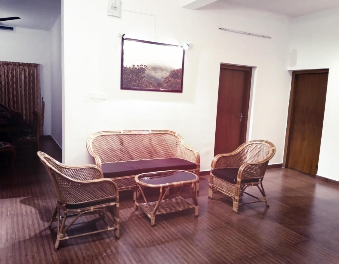 Hill Mist Thekkady Hotell Exteriör bild